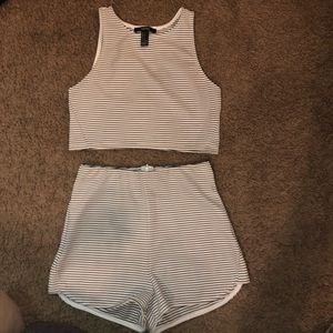Forever 21 2-piece set